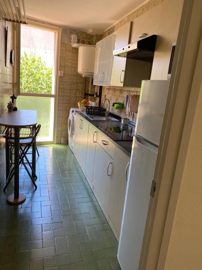 Luminoso Apartamento En Canet De Mar Cercano A La Playa Y A Barcelona المظهر الخارجي الصورة